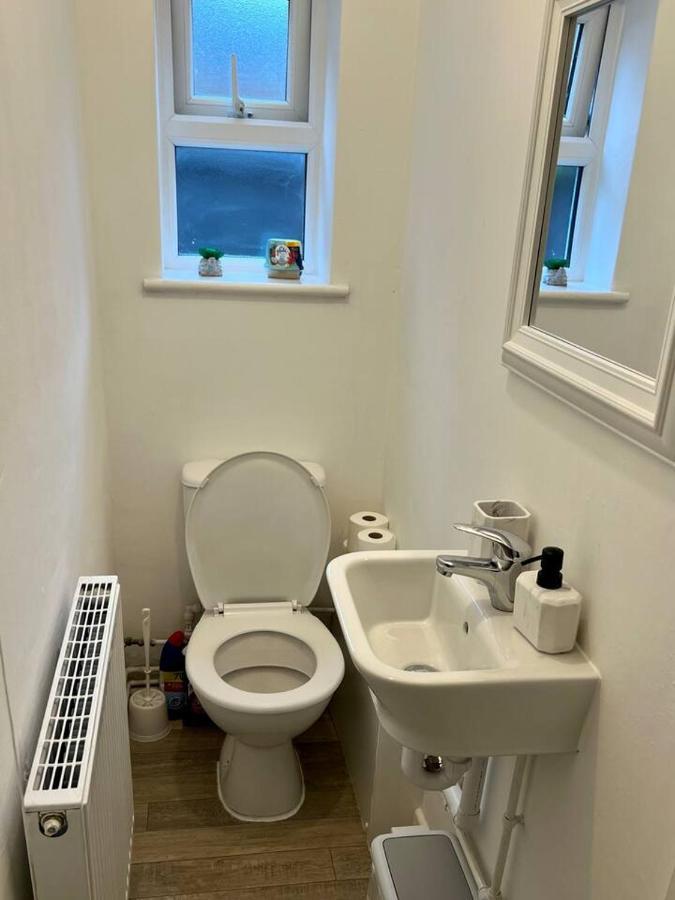וולינגבורו 4 Bedroom Terrace House מראה חיצוני תמונה