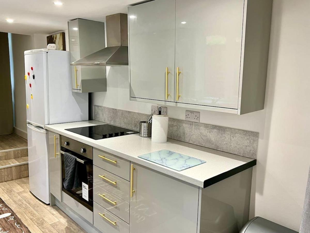 וולינגבורו 4 Bedroom Terrace House מראה חיצוני תמונה